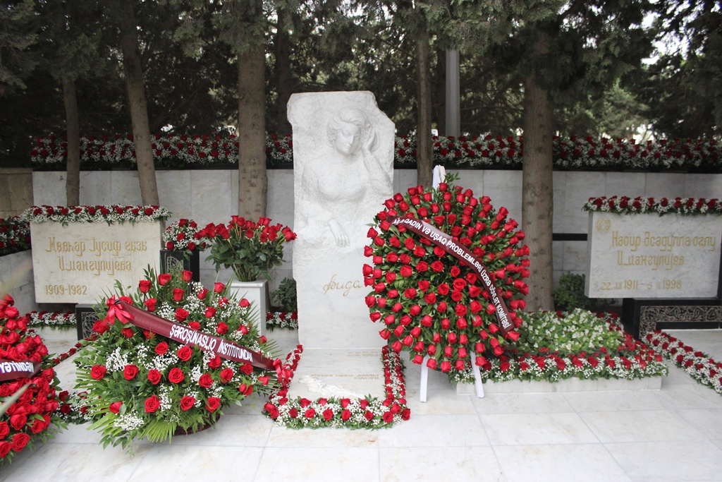 Görkəmli şərqşünas Aida İmanquliyevanın xatirəsi anılıb