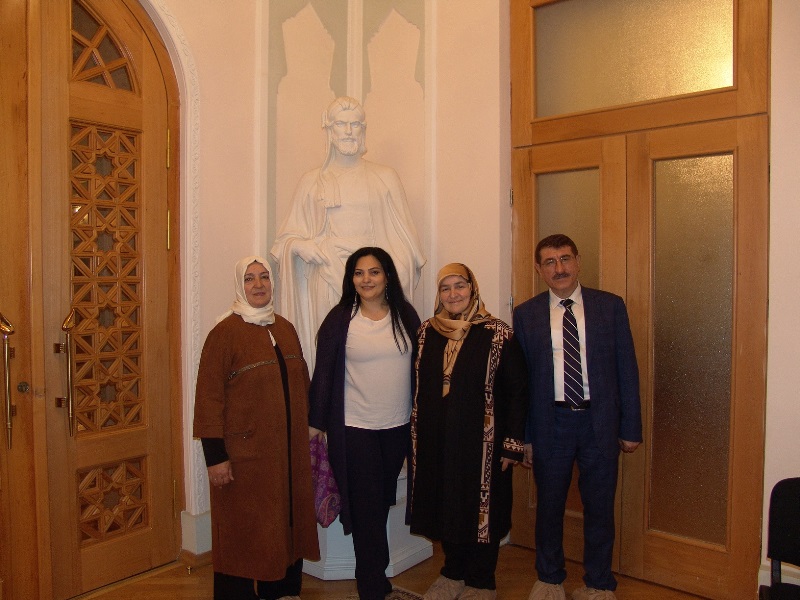 Türkiyəli ombudsman Yahya Akman Ədəbiyyat Muzeyinin qonağı olub