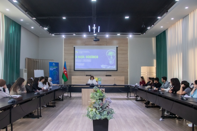 “Azərbaycan ədəbi dilinin düzgün tətbiq olunması” mövzusunda təlim keçirilib