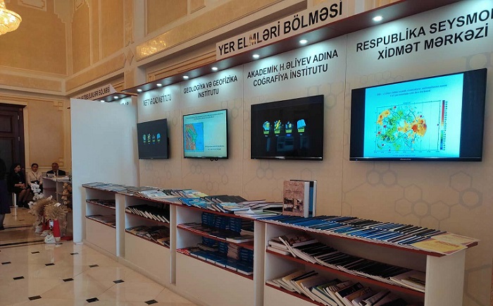 The exhibition of the Academy's scientific achievements was widely covered in the media