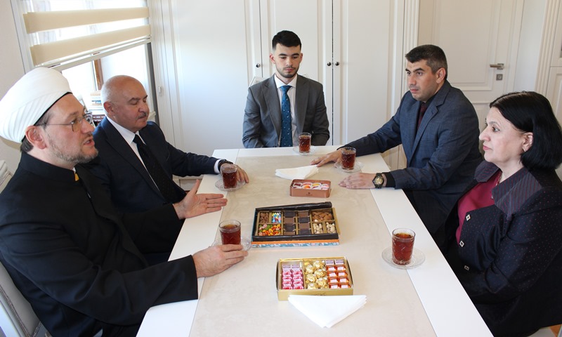 Şərqşünas alimin fəaliyyəti Rusiya Federasiyası Müsəlmanları Ruhani İdarəsinin sədr müavini tərəfindən yüksək qiymətləndirilib