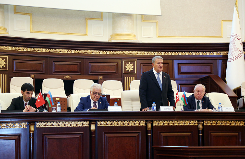 В НАНА состоялось мероприятие, посвященное 100-летию Гейдара Алиева и Турецкой Республики