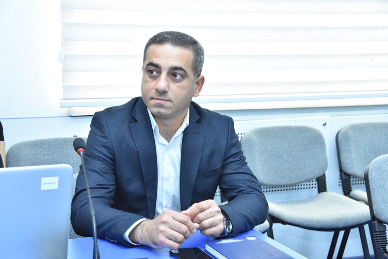 “Elektron Akademiya” şöbəsinin əməkdaşı eduROAM xidmətləri ilə bağlı təlimlərdə iştirak edib