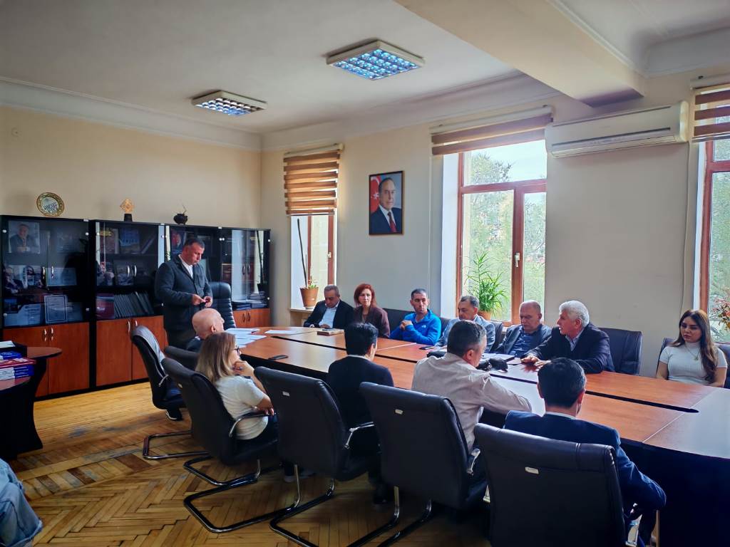 Arxeologiya və Antropologiya İnstitutunda əməyin mühafizəsi ilə bağlı iclas keçirilib