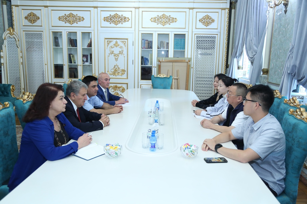 Academician Isa Habibbeyli met with representatives of the Hong Kong Core Academy