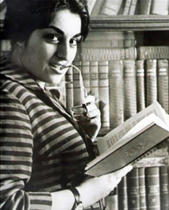 Professor Aida İmanquliyeva Şərq-Qərb ədəbi əlaqələrini sistemli şəkildə araşdıran ilk azərbaycanlı alimdir