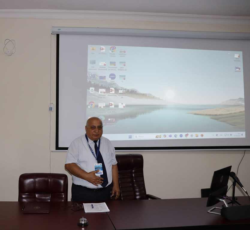 “Enerji, qida, ətraf mühit və iqlim təhlükəsizliyi sahəsində çağırışlar” mövzusunda beynəlxalq konfrans öz işinə seksiya iclasları ilə davam edib