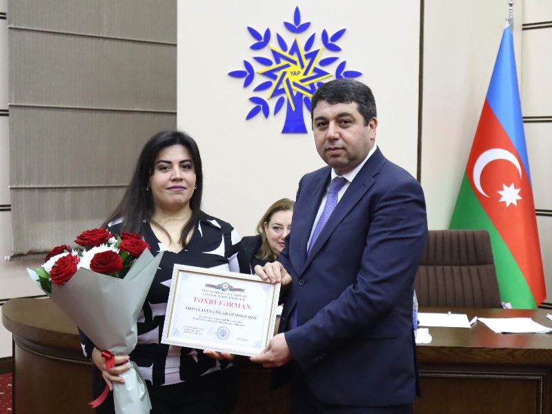 Folklor İnstitutunun əməkdaşı  Fəxri fərmanla təltif edilib