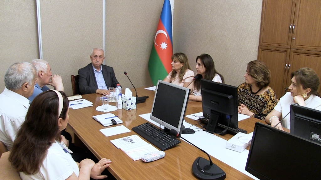 Gəncə Bölməsində arxeoloq alimin xatirəsinə həsr olunan dəyirmi masa keçirilib