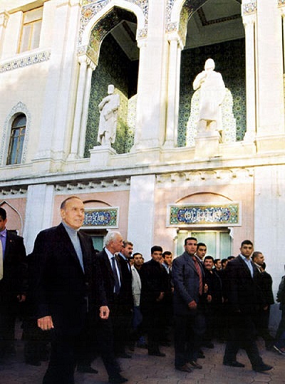 “Vətənim” verilişinin ulu öndər Heydər Əliyevin xatirəsinə həsr edilmiş buraxılışı yenidən nümayiş olunub