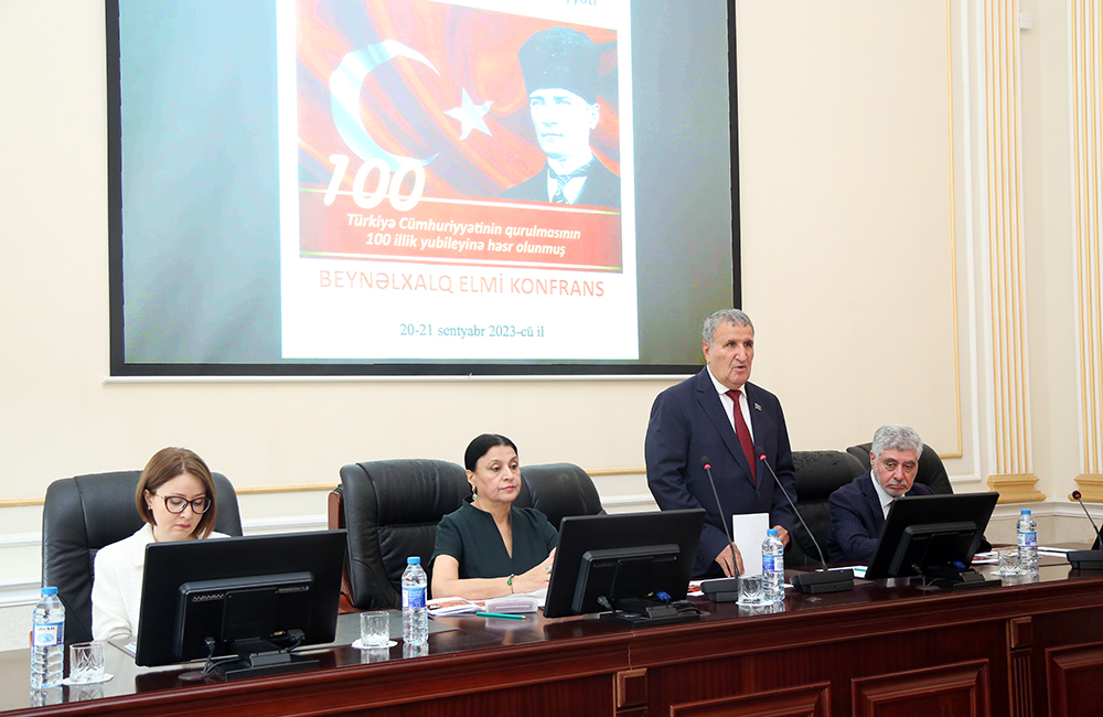 В НАНА проходит международная научная конференция, посвященная 100-летию провозглашения Турецкой Республики
