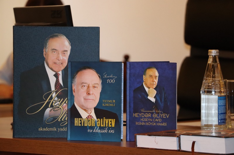 Əlyazmalar İnstitutunda “Heydər Əliyev – müstəqil Azərbaycanın memarı” adlı tədbir keçirilib