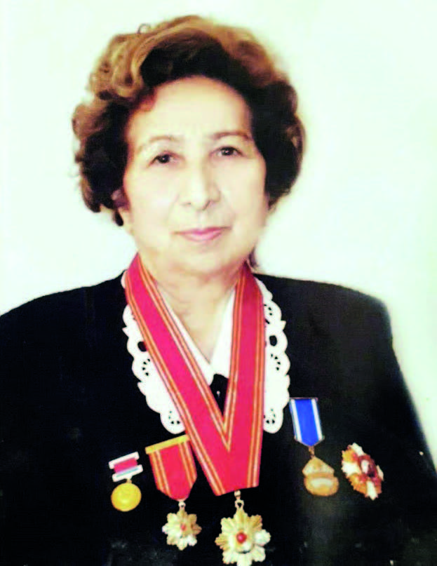 Yaxın Şərqin ilk qadın pediatriya professoru
