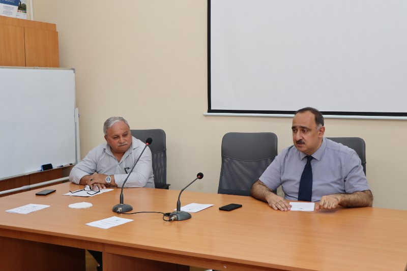 Tarix və Etnologiya İnstitutunda “Kürəkçay müqavilələri – 220” adlı dəyirmi masa keçirilib