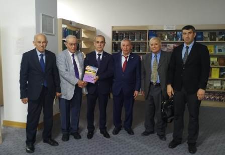 İraq Respublikasının Strateji Araşdırmalar Mərkəzinin rəhbəri MEK-də olub