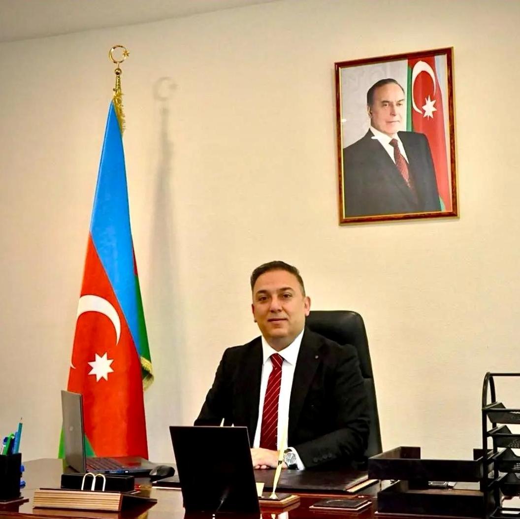 Anar Eminov: “Böyük şəxsiyyətlər sadəcə tarix yazmır, cəmiyyətin düşüncə modelini formalaşdırır”