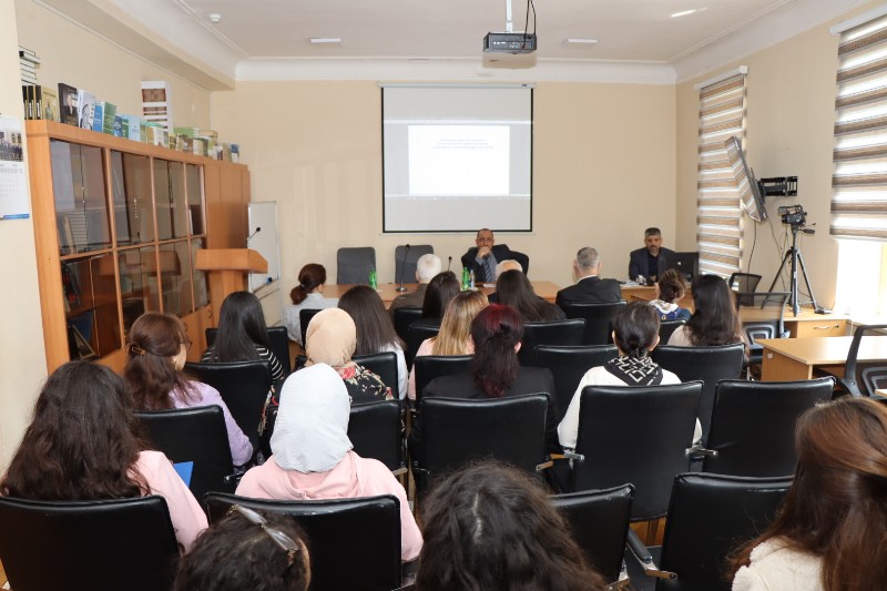 Süni intellekt və qədim tarix mövzusunda dəyirmi masa keçirilib