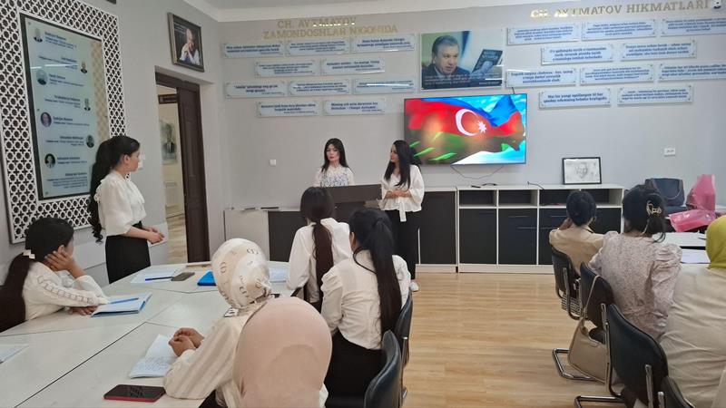 Dilçilik İnstitutunun əməkdaşları Özbəkistanda beynəlxalq konfransda iştirak ediblər