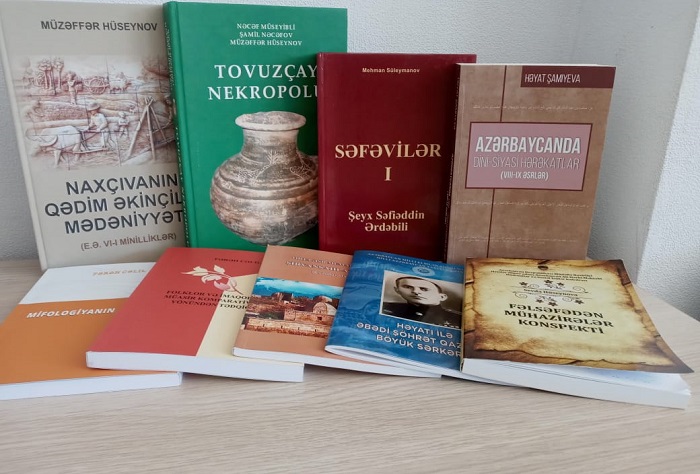 MEK-ə yeni dərs vəsaitləri və praktik nəşrlər daxil olub