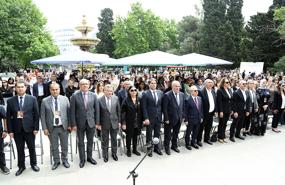 VI Türk Dünyası Ədəbiyyat və Kitab Festivalının açılışı olub