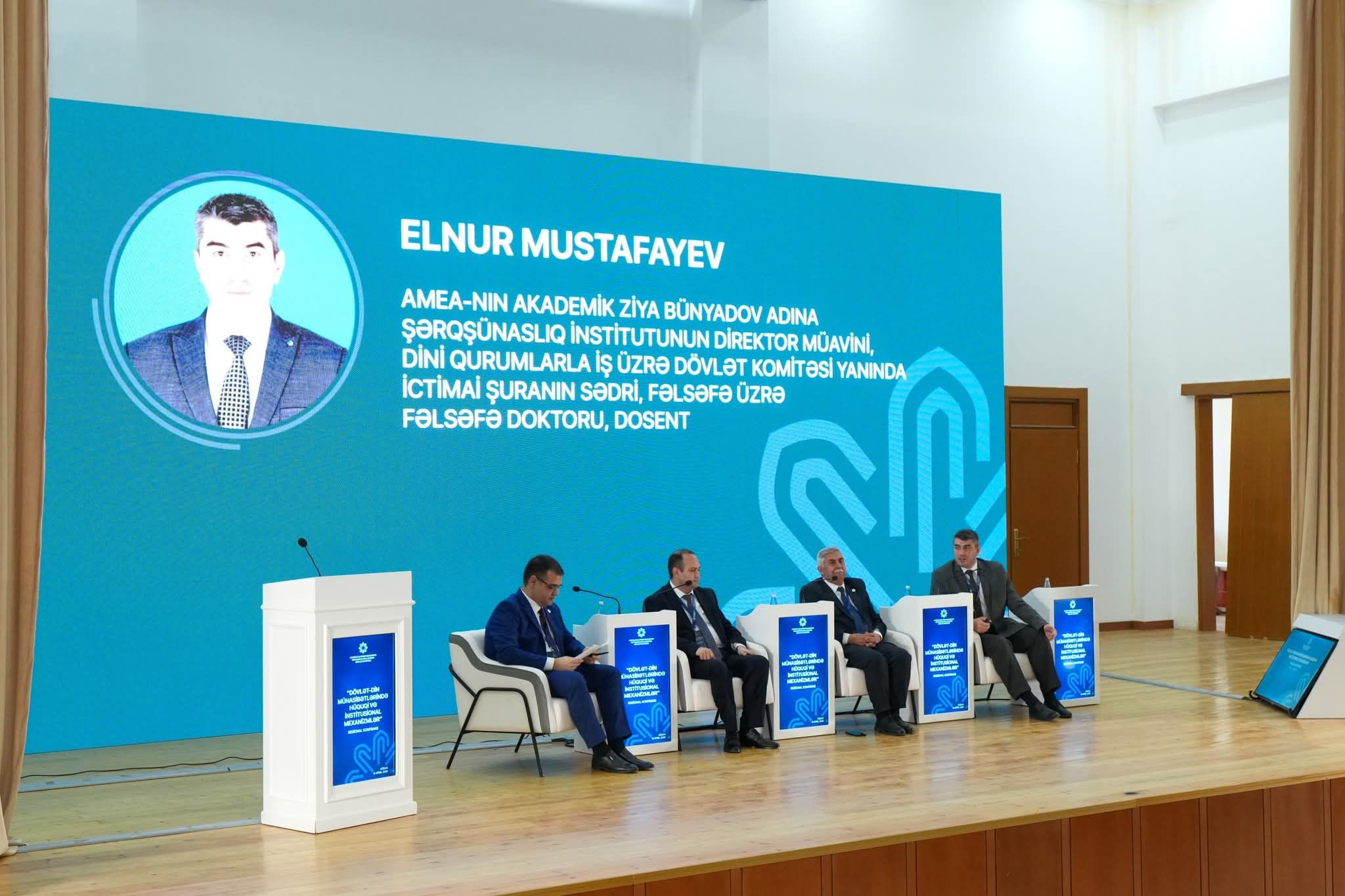 Şərqşünas alim tarixi-dini abidələrin qorunmasının əhəmiyyətinə dair məruzə edib