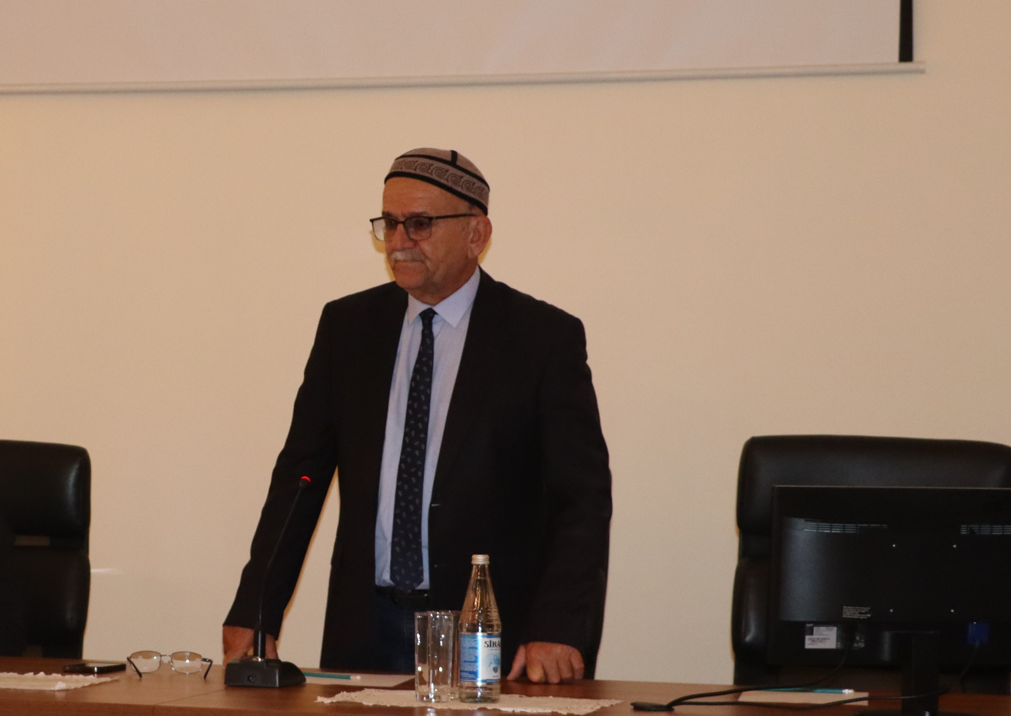 Əlyazmalar İnstitutunun Elmi şurasının iclasında“Fətəli xan Xoyski – 150” mövzusunda məruzə dinlənilib