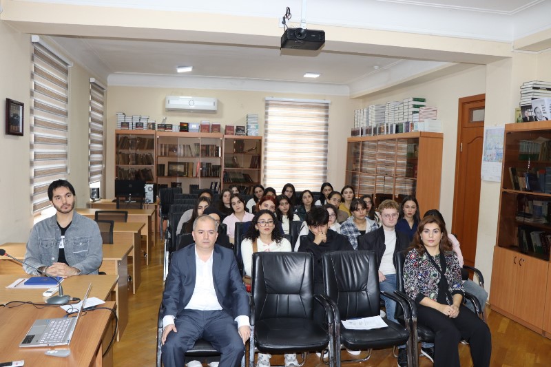 “Azərbaycanın elm məbədi” mövzusunda seminar keçirilib