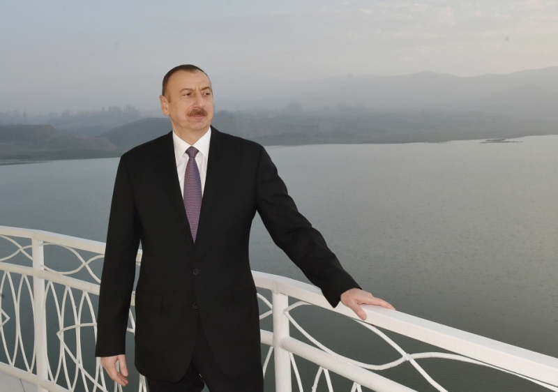 Prezident İlham Əliyev. Siyasət olimpinə və Qarabağ Zəfərinə gedən uğur yolu