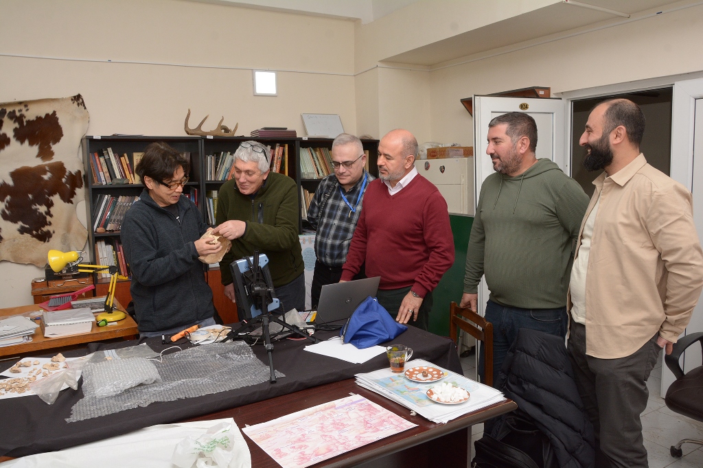 Yaponiyalı alim Azərbaycanın qədim əhalisinin antropologiyası üzrə tədqiqatlar aparıb