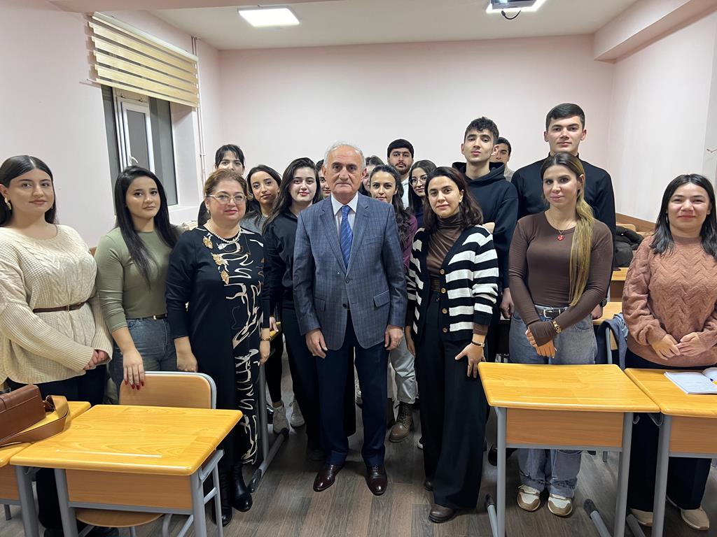 Orta əsr abidələrində aparılmış son tədqiqatlar barədə elmi seminar keçirilib