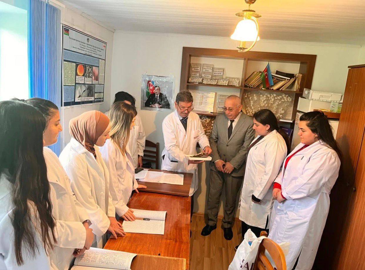 Şəki Regional Elmi Mərkəzində tələbələrin təcrübəsi davam edir