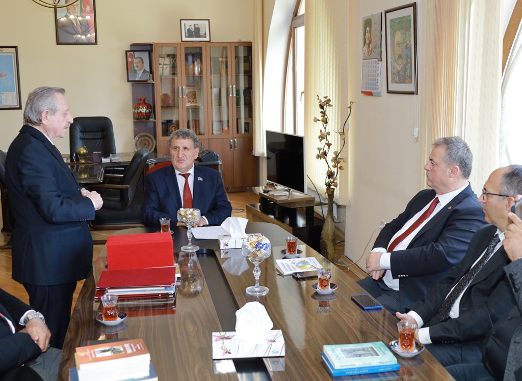 В Институте литературы прошла встреча с представителями турецкой интеллигенции