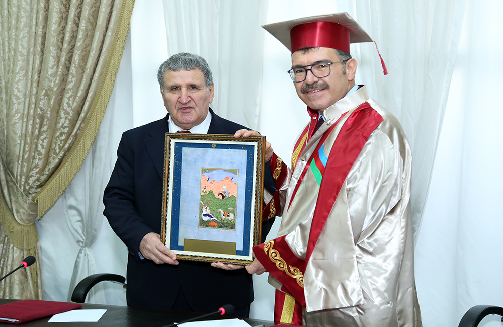 Глава TÜBİTAK профессор Хасан Мандал избран почетным профессором Национальной академии наук Азербайджана