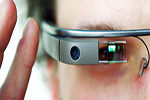 “Google Glass” eynəyi gözdən əlillərə şəhərdə səmti müəyyən etməyə kömək edəcək