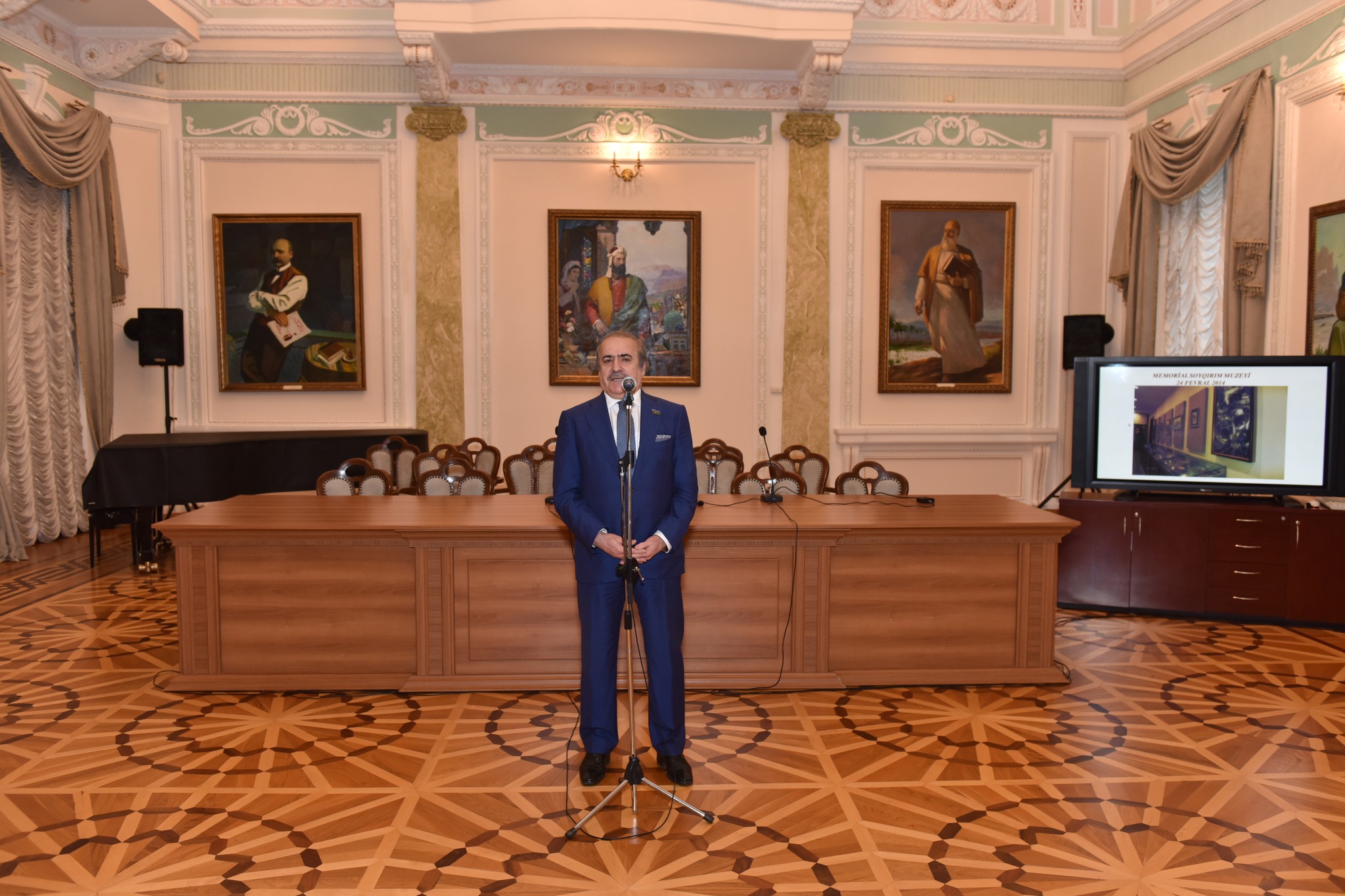 “Xocalının kəsilməyən harayı” mövzusunda elmi sessiya