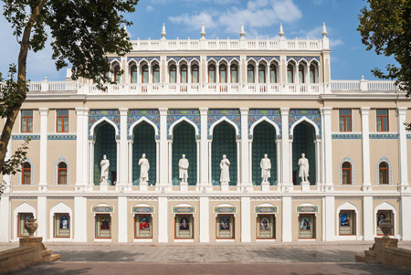В Национальном музее литературы Азербайджана состоится научная сессия, посвященная шаху Исмаилу Сефеви