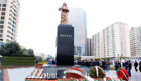 Members of Council of Young Scientists and Specialists and Free Trade Union visited "Khojaly" statue