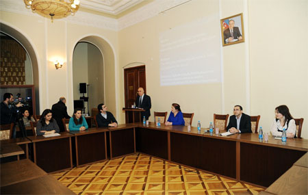 Listened lecture “A glance at artistic sources of Azerbaijan multiculturalism”