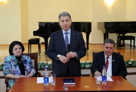 Azərbaycan Bəstəkarlar İttifaqında AMEA prezidenti ilə görüş keçirilib