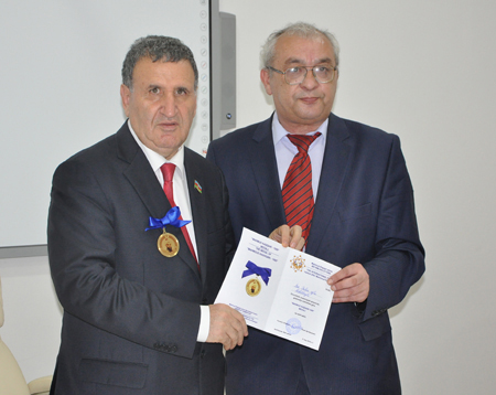 Medal “Mahmud Kashgari” presented to the winners