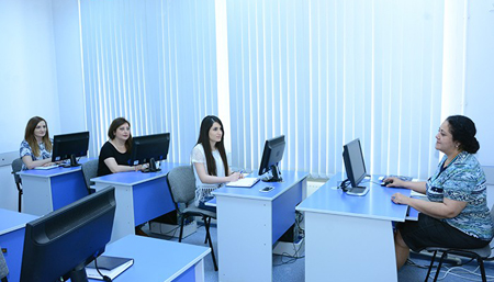 Regular training courses at Wiki-Center held