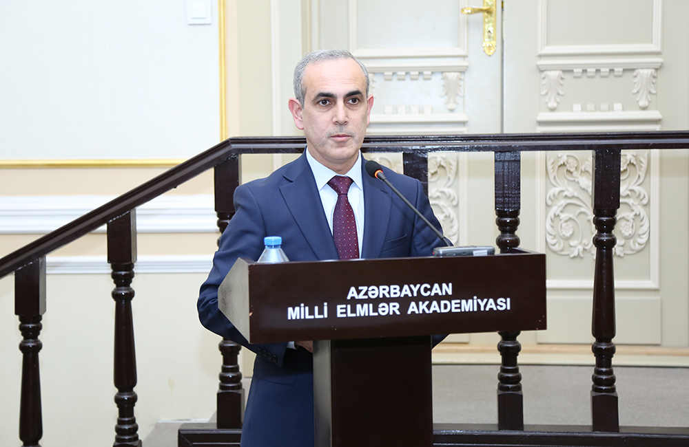 Представлен электронный ресурс, подготовленный Центральной научной библиотекой НАНА в связи со 120-летним юбилеем Народного поэта Самеда Вургуна