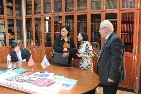 Подписан договор между Институтом востоковедения и Институтом Конфуция при Азербайджанском университете языков
