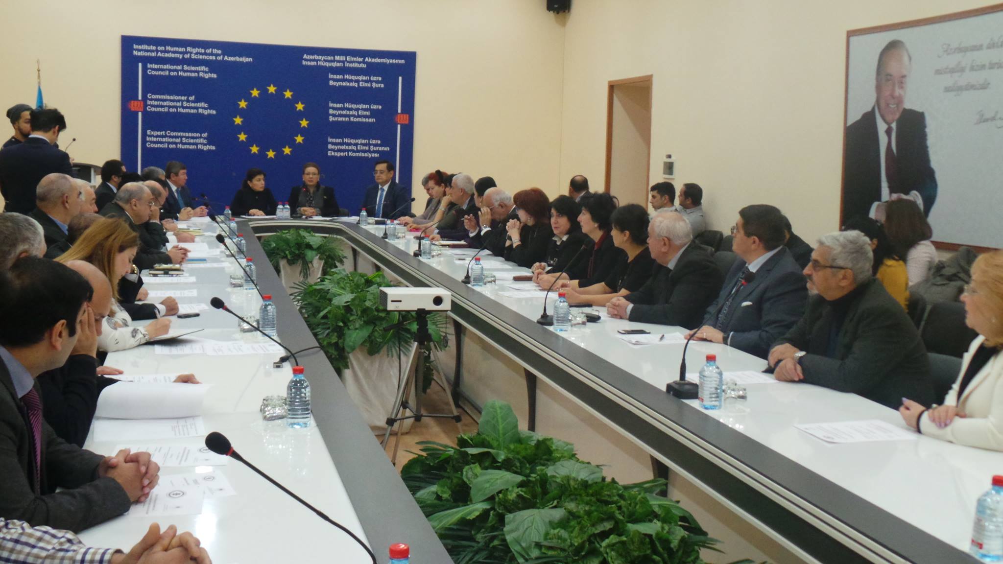 Состоялся «круглый стол» на тему «Перспективы сотрудничества между тюркскими народами в современных условиях»