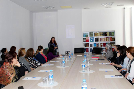 Mərkəzi Elmi Kitabxanada Rus ədəbiyyatı fondunun təqdimatı keçirilib
