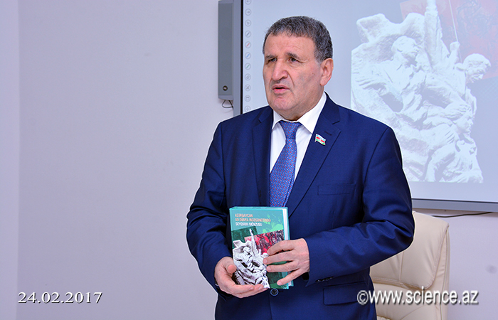 AMEA-da “Azərbaycan və dünya incəsənətində soyqırımı mövzusu” kitabının təqdimatı olub