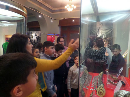 Students of Jojug Marjanly village of Jabrayil visited the Museum of History
