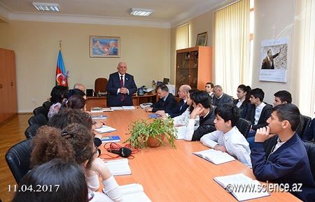 В НАНА школьникам было рассказано об истории государственности Азербайджана