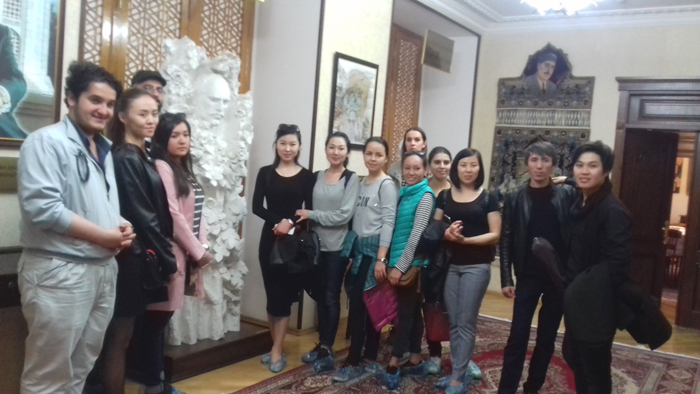 Ознакомления с Домом-музеем Гусейна Джавида НАНА оставило приятное впечатление у зарубежной молодежи