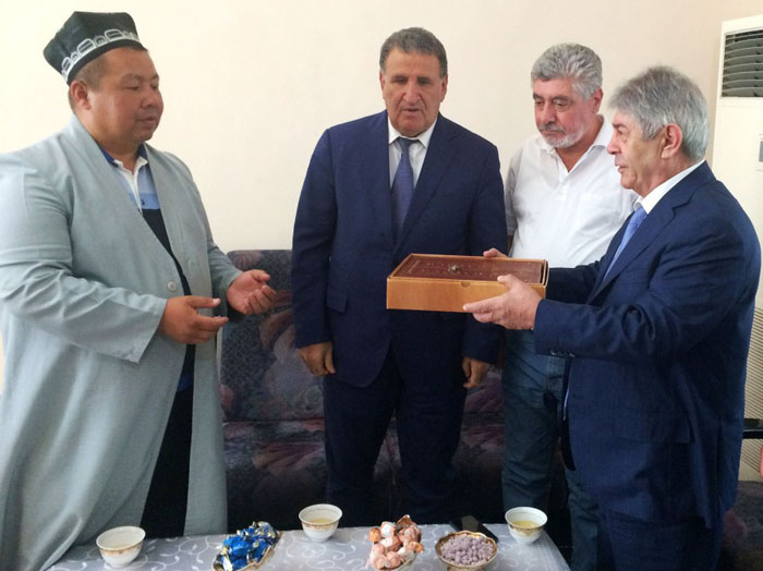 Chairman of the Supreme Majlis of Nakhchivan Autonomous Republic donated holy book "Quran" to Imam Al-Bukhari museum temple located Samarkand, Uzbekistan